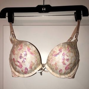 Victoria’s Secret Bombshell Bra 32 C